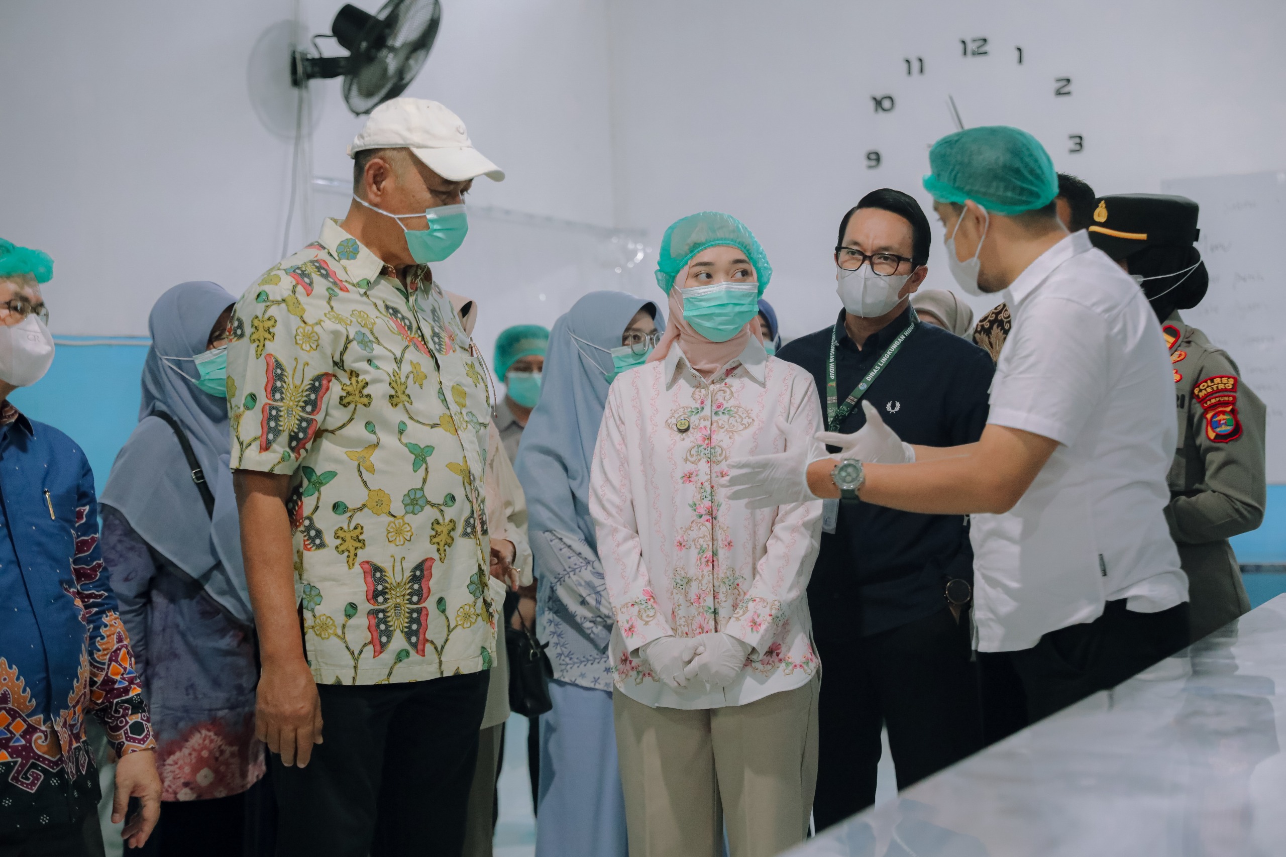 Wagub Jihan Nurlela Tinjau Dapur SPPG dan Penyaluran Program Makan Bergizi Gratis di Kota Metro